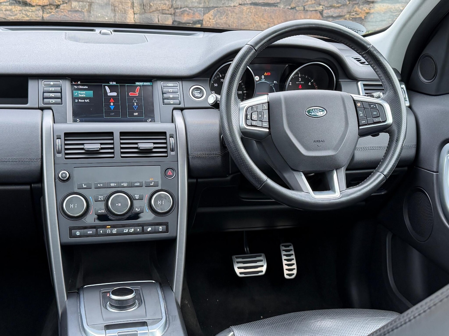 Used Land Rover Discovery Sport 2018 for sale - 76349379: Photo 25