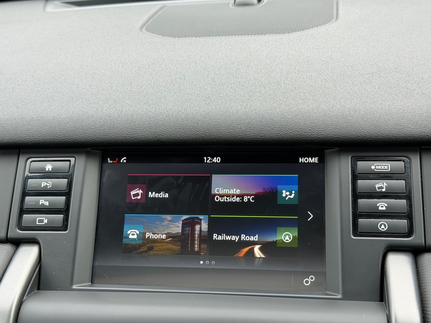 Used Land Rover Discovery Sport 2018 for sale - 76349379: Photo 31