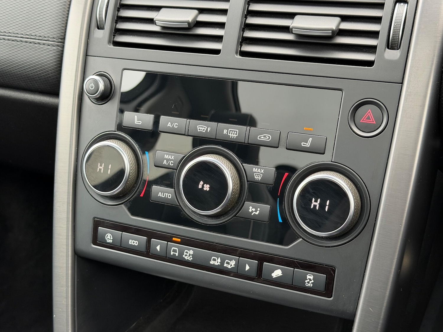 Used Land Rover Discovery Sport 2018 for sale - 76349379: Photo 39