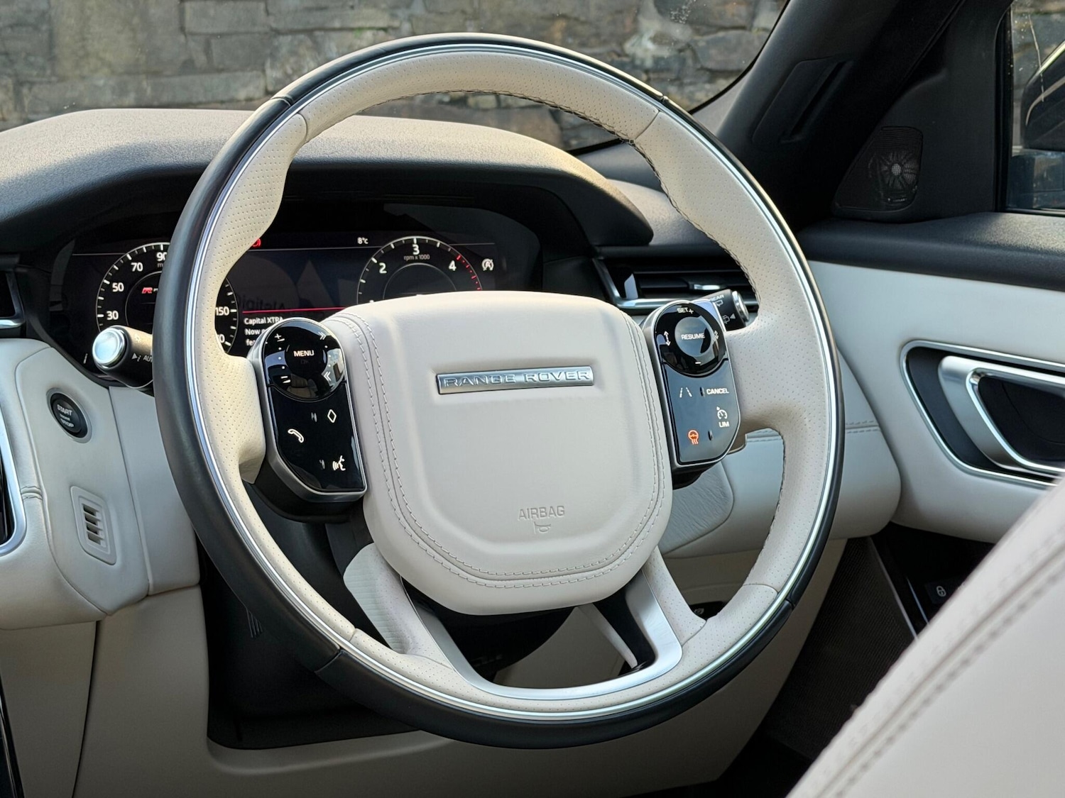 Used Land Rover Range Rover Velar 2018 for sale - 76886096: Photo 29