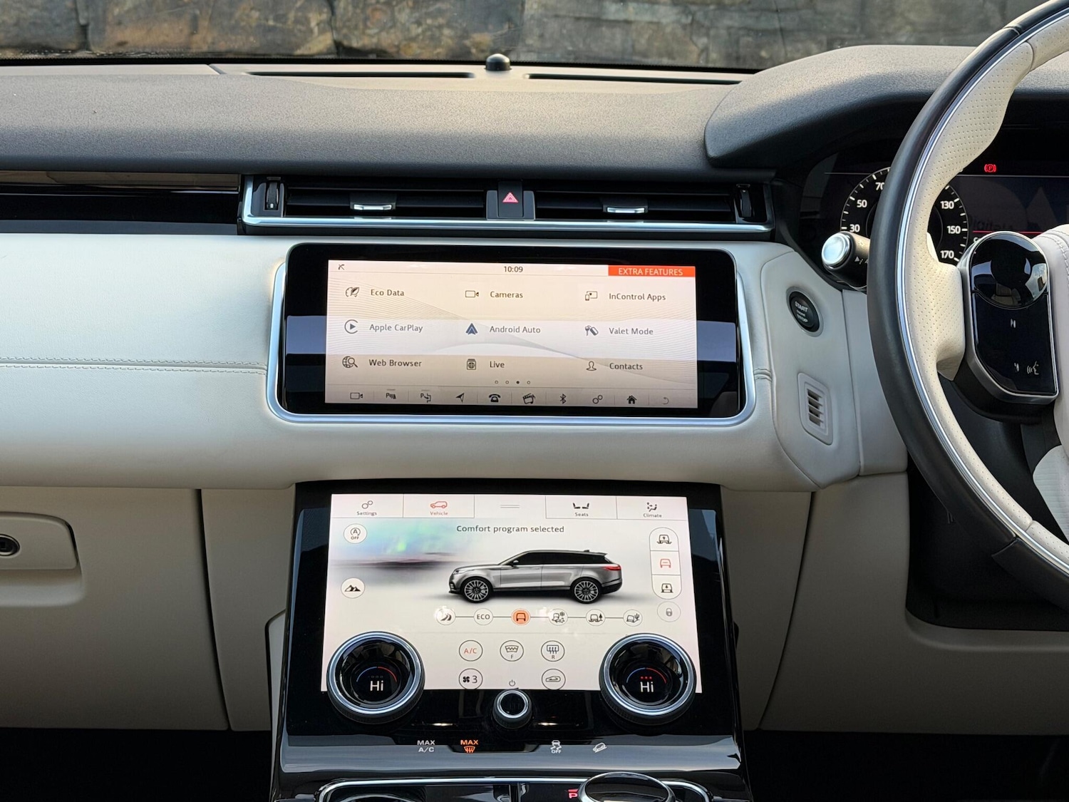 Used Land Rover Range Rover Velar 2018 for sale - 76886096: Photo 32