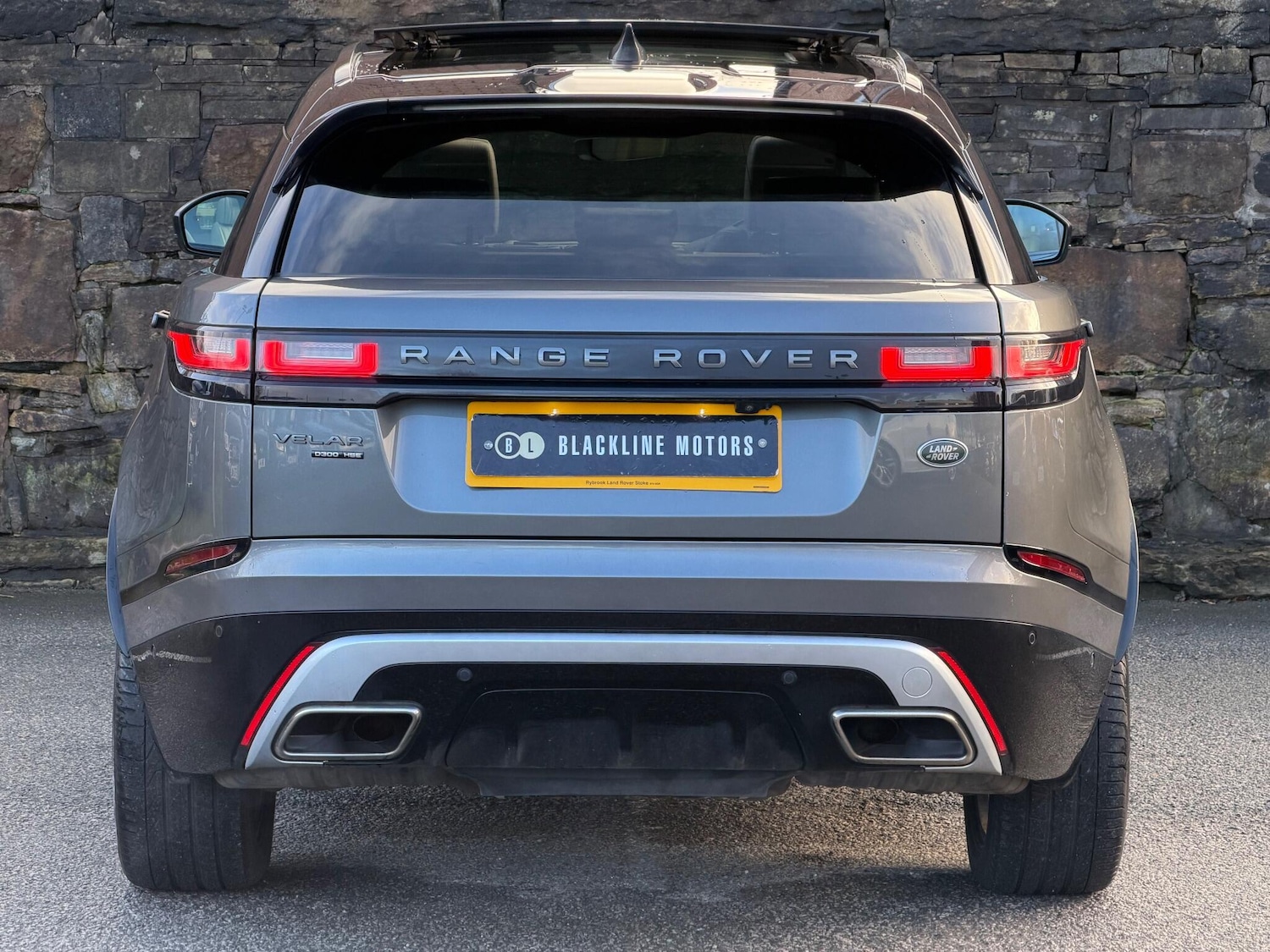 Used Land Rover Range Rover Velar 2018 for sale - 76886096: Photo 6