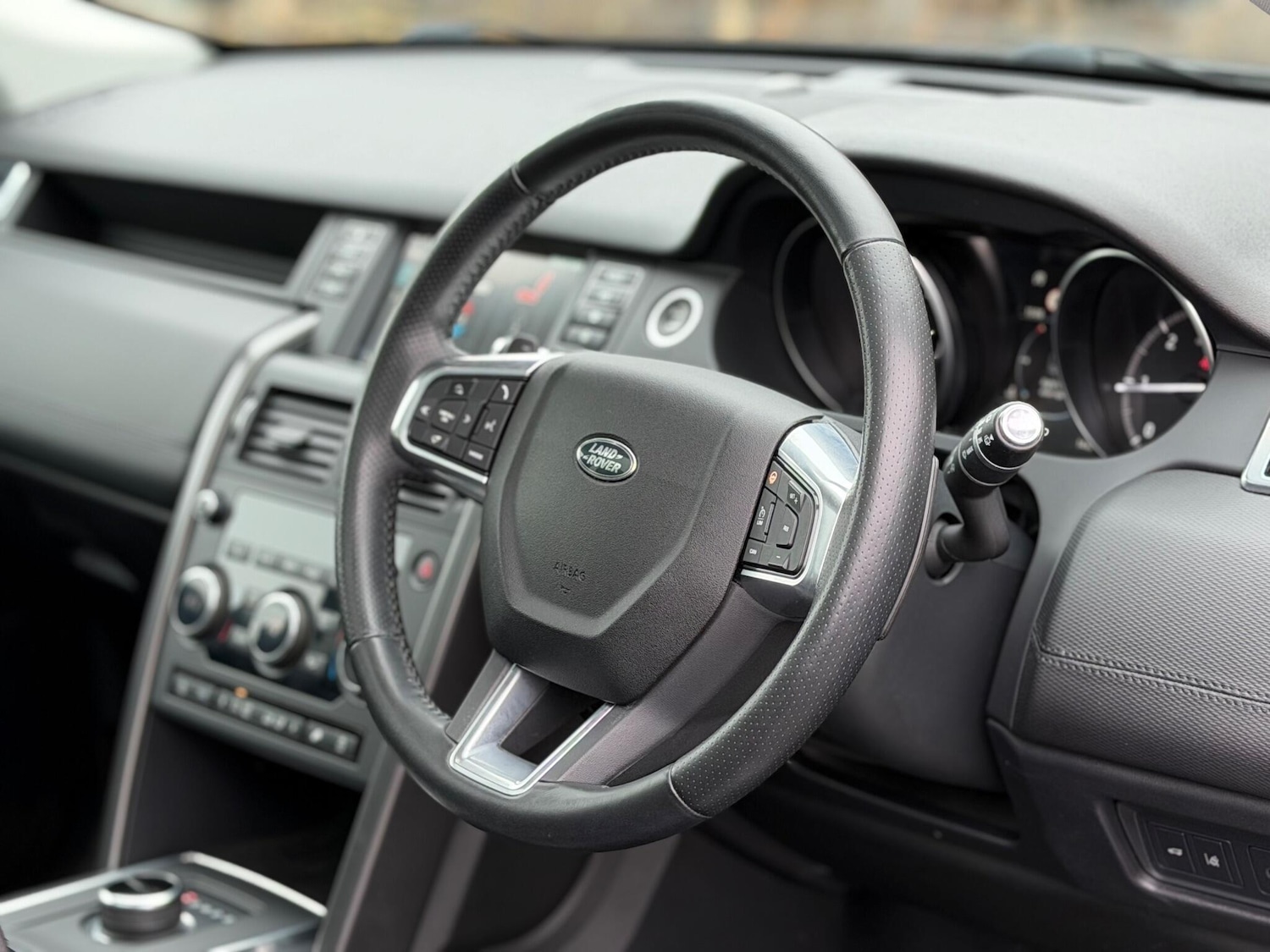 Used Land Rover Discovery Sport 2018 for sale - 76349711: Photo 12