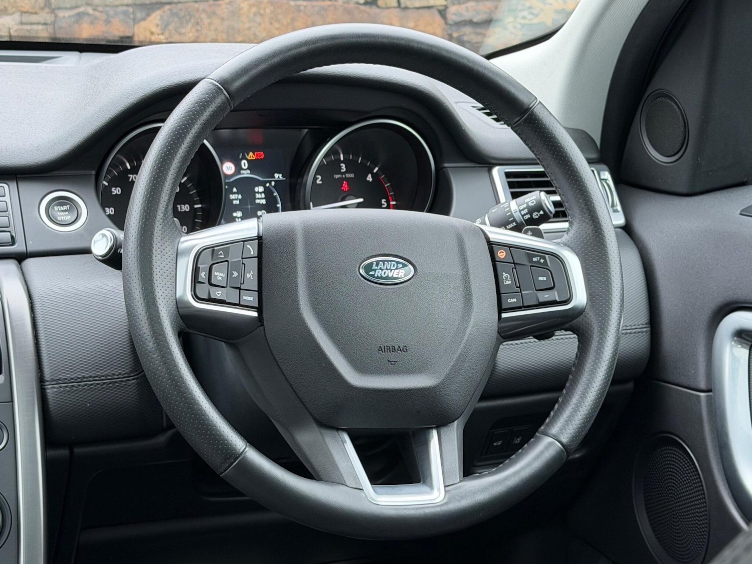 Used Land Rover Discovery Sport 2018 for sale - 76349711: Photo 25