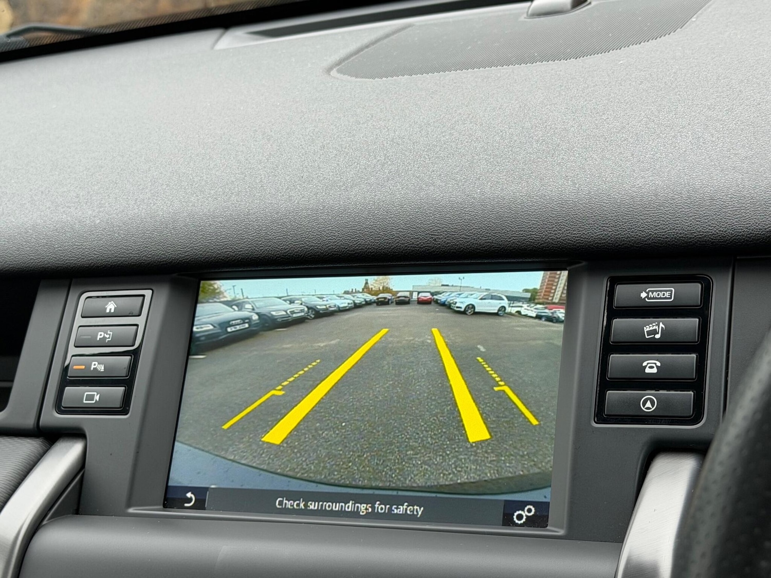 Used Land Rover Discovery Sport 2018 for sale - 76349711: Photo 35