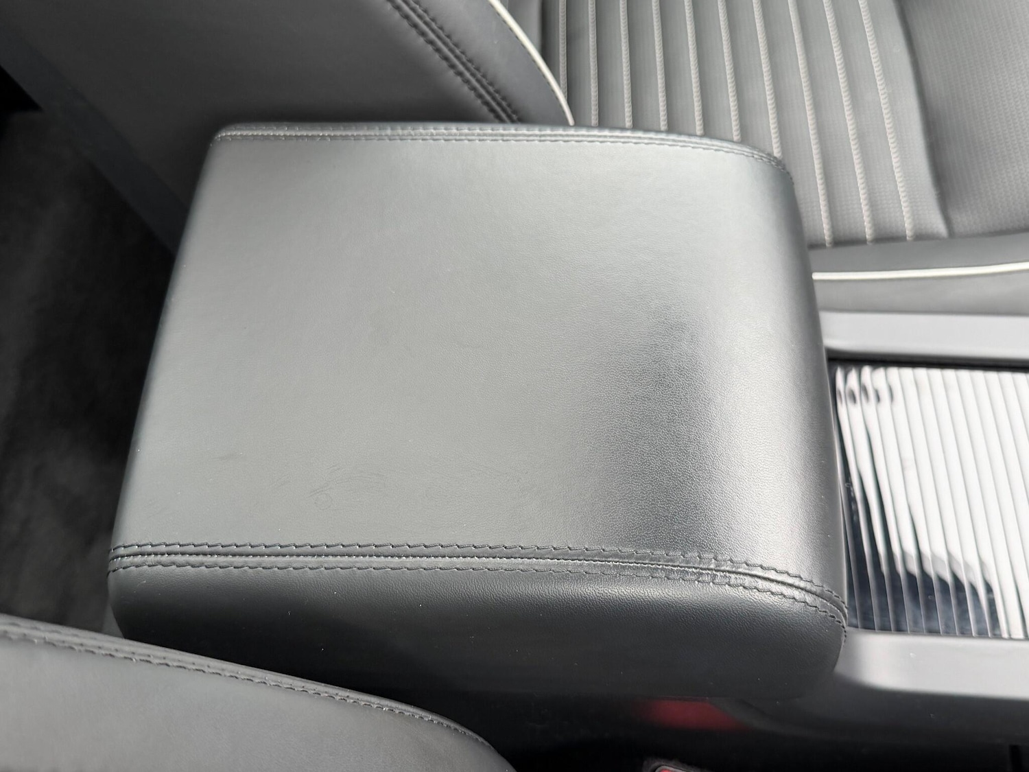 Used Land Rover Discovery Sport 2018 for sale - 76349711: Photo 43