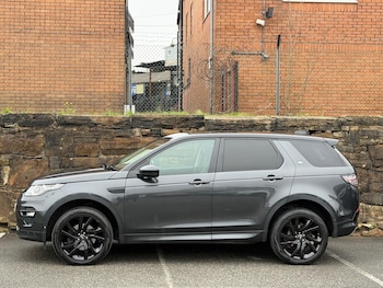 Used Land Rover Discovery Sport 2018 for sale - 76349711: Photo