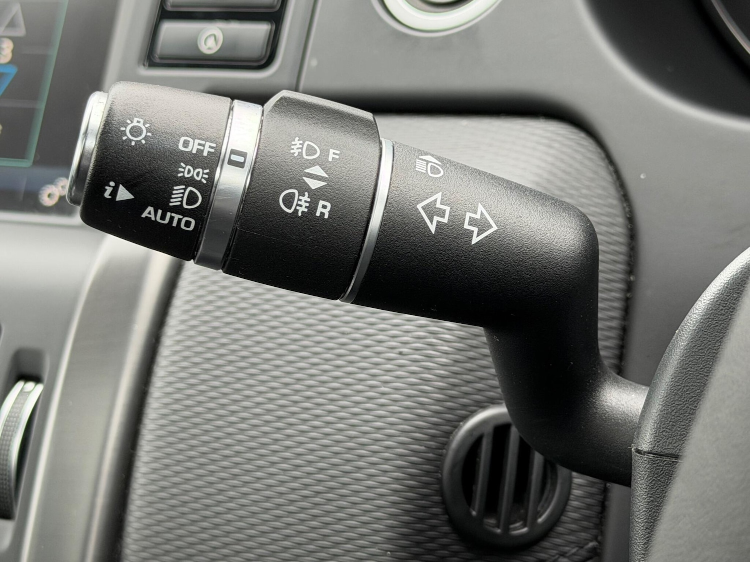 Used Land Rover Discovery Sport 2018 for sale - 76349711: Photo 54