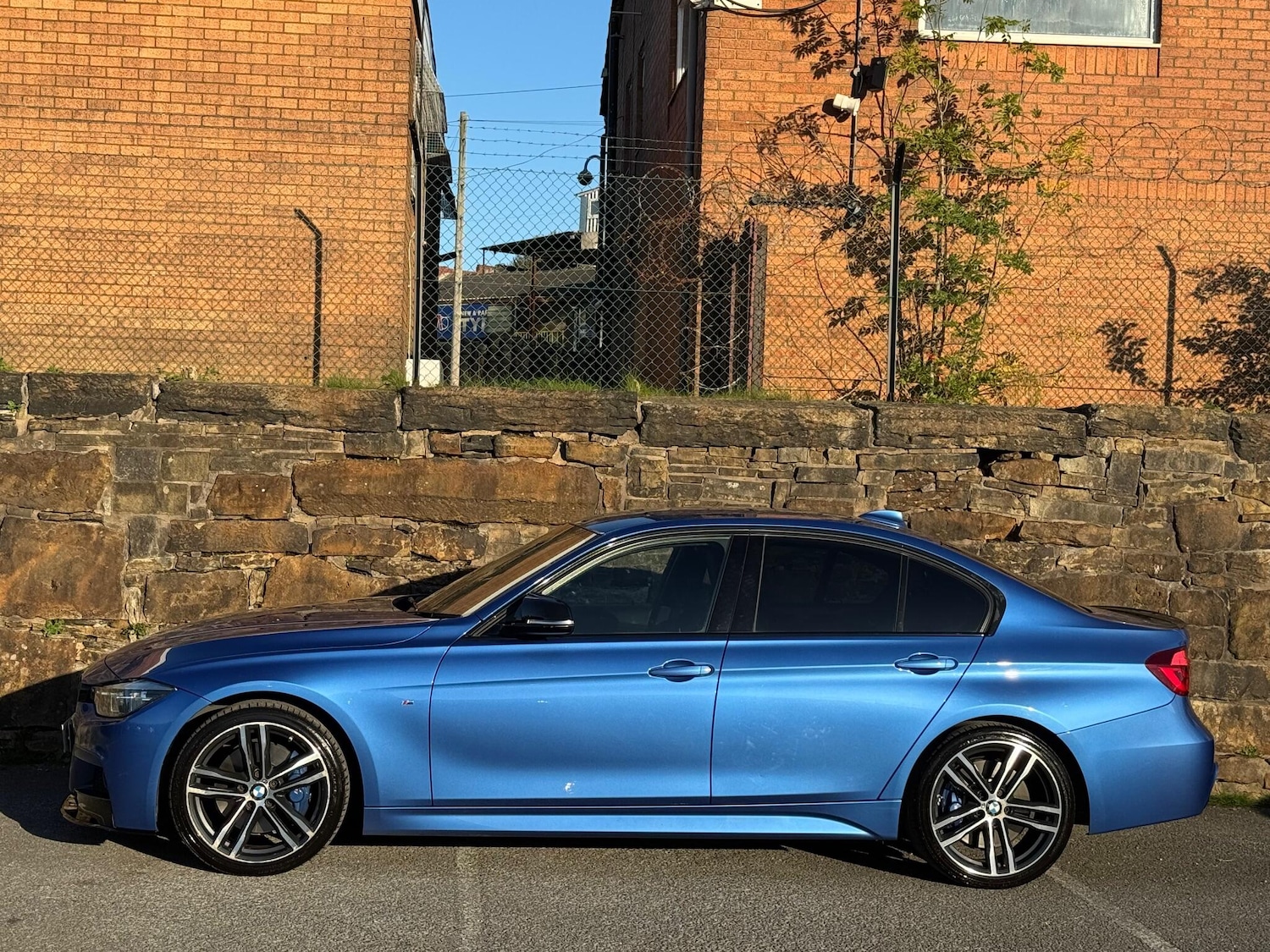 Used BMW 3 Series 2017 for sale - 76161055: Photo 4