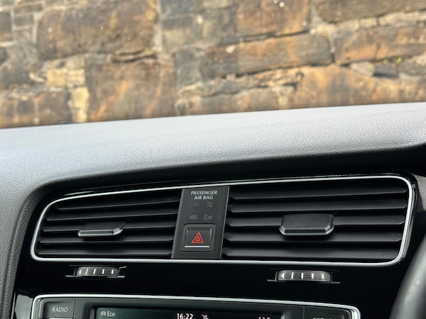 Used Volkswagen Golf 2015 for sale - 76161078: Photo 30
