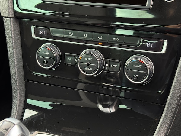 Used Volkswagen Golf 2015 for sale - 76161078: Photo 38