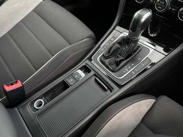 Used Volkswagen Golf 2015 for sale - 76161078: Photo 41