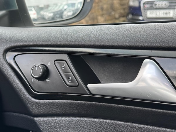 Used Volkswagen Golf 2015 for sale - 76161078: Photo 49