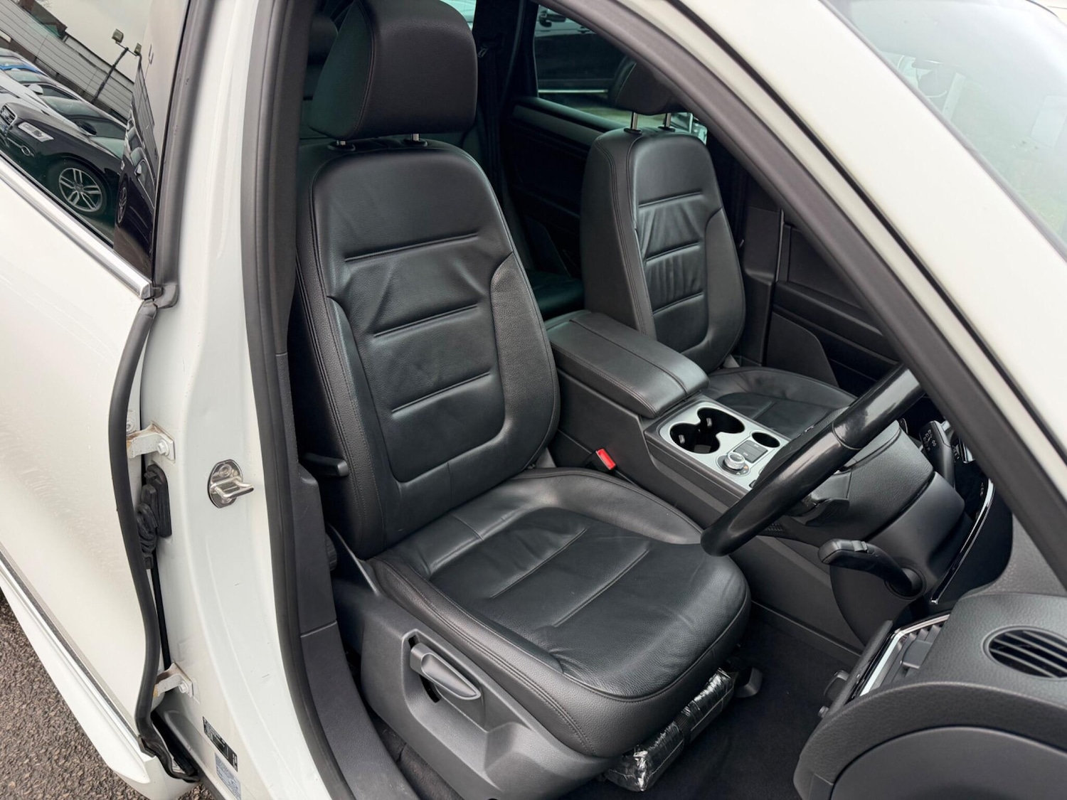 Used Volkswagen Touareg 2015 for sale - 77242287: Photo 17