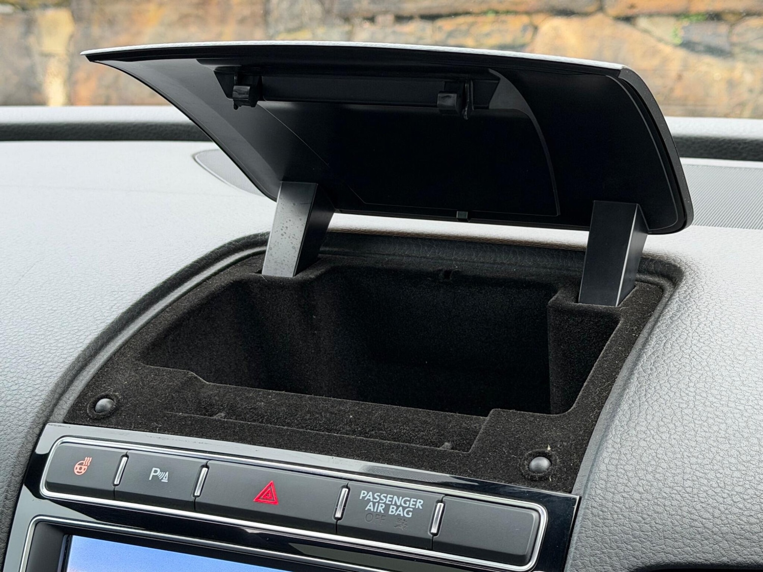 Used Volkswagen Touareg 2015 for sale - 77242287: Photo 30