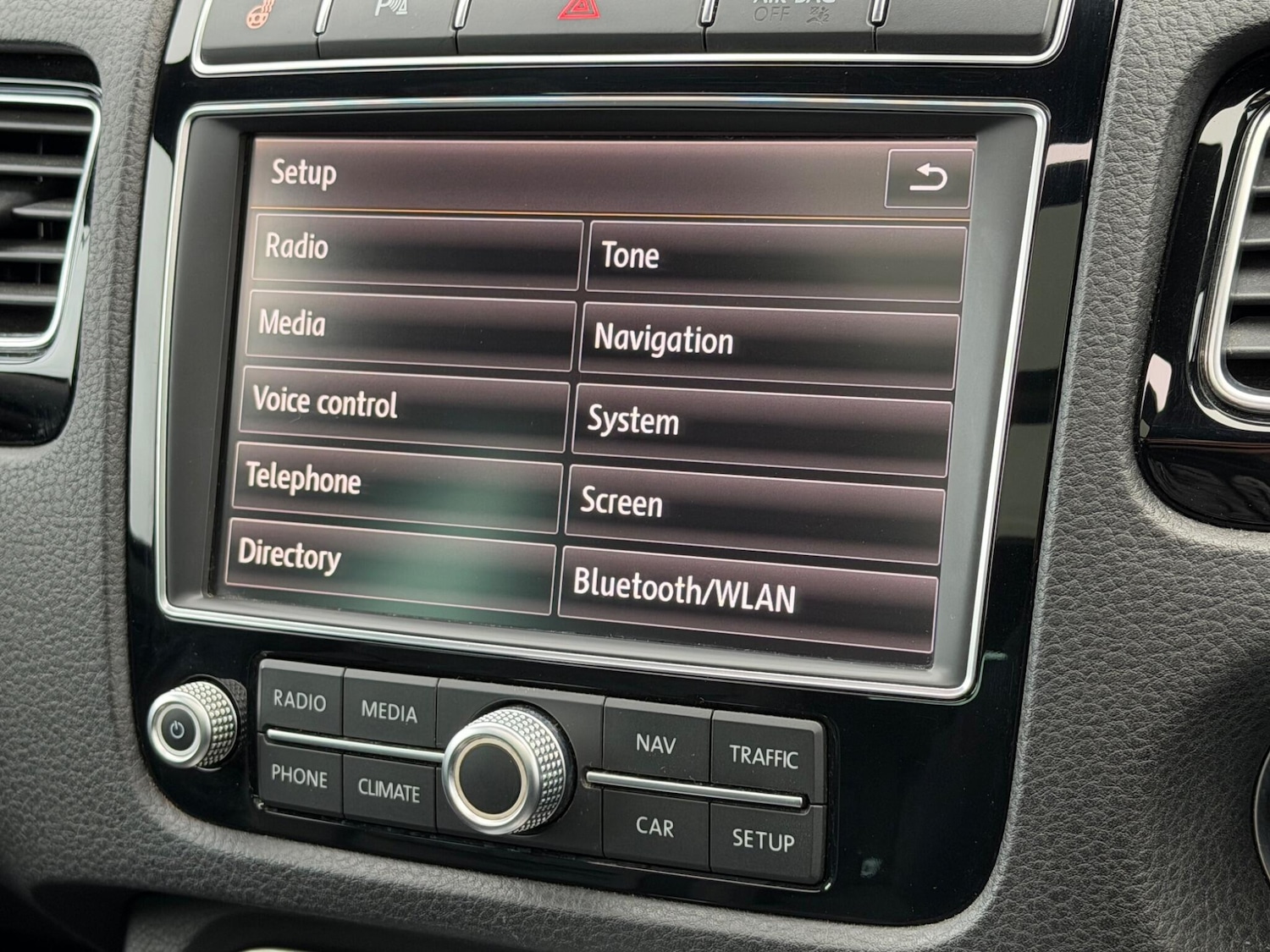 Used Volkswagen Touareg 2015 for sale - 77242287: Photo 35