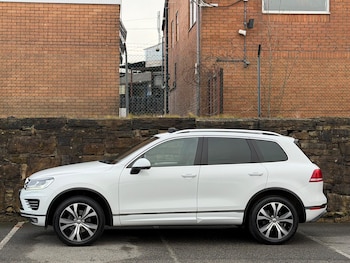 Used Volkswagen Touareg 2015 for sale - 77242287: Photo