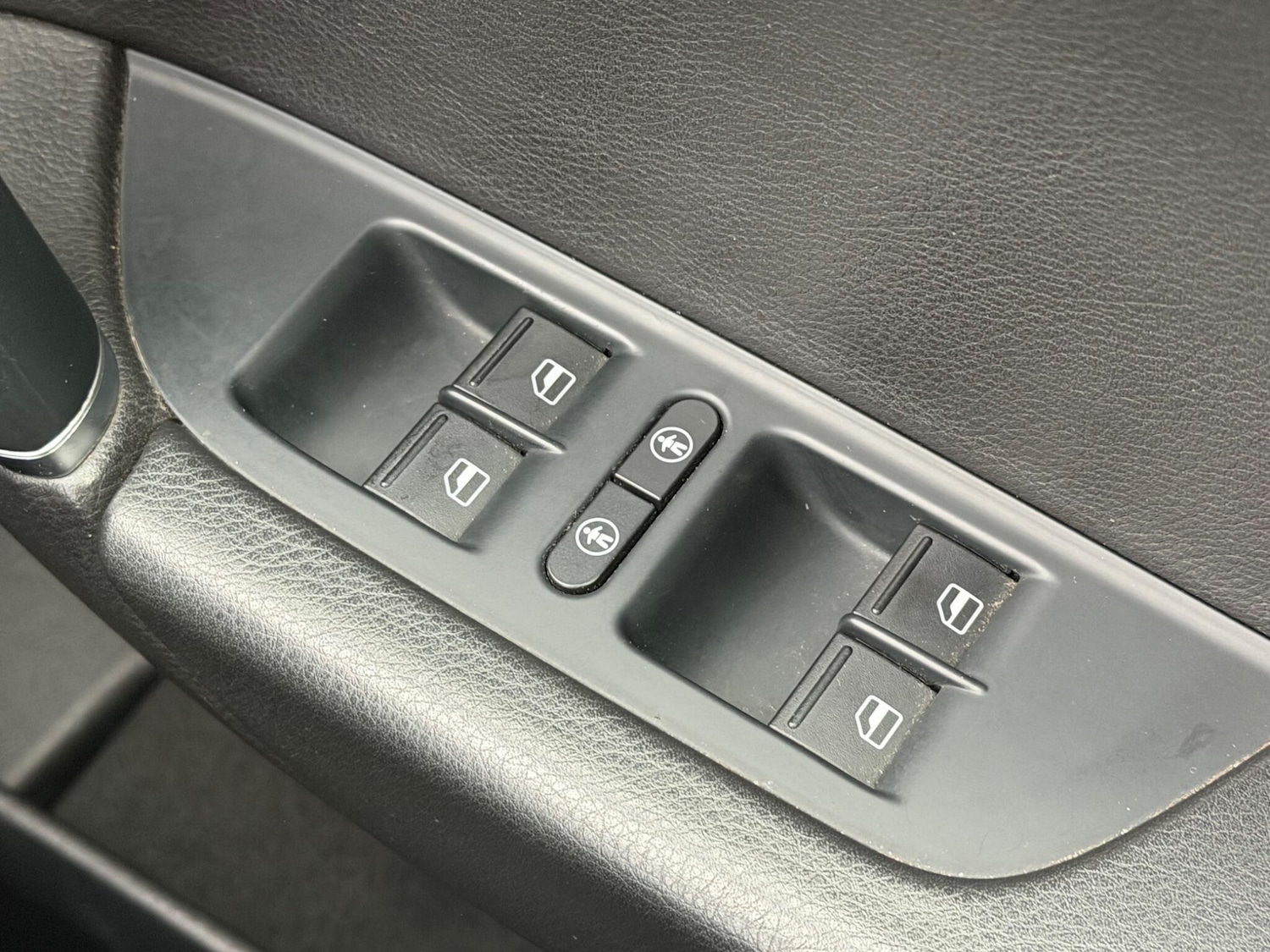 Used Volkswagen Touareg 2015 for sale - 77242287: Photo 51