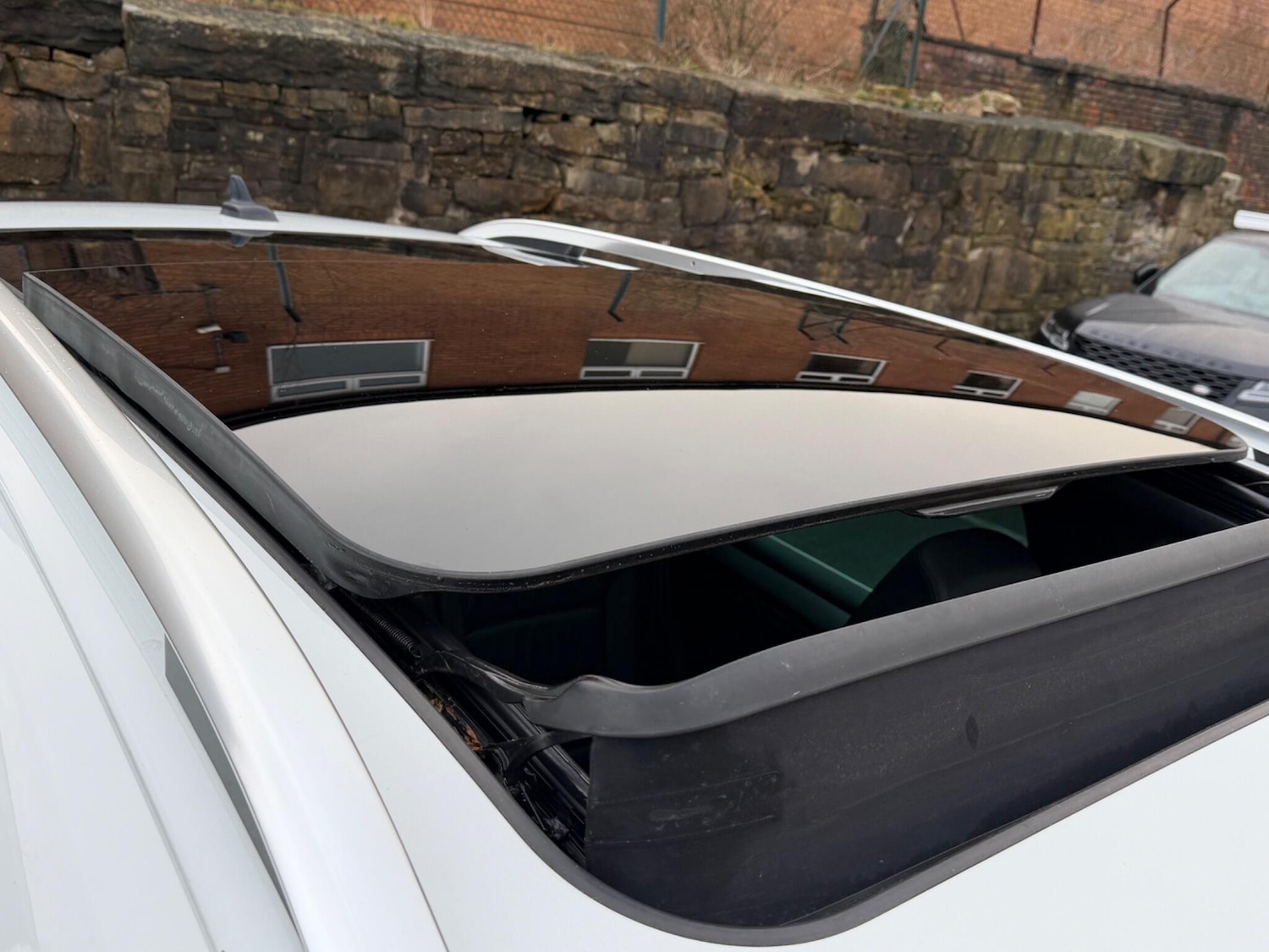 Used Volkswagen Touareg 2015 for sale - 77242287: Photo 9