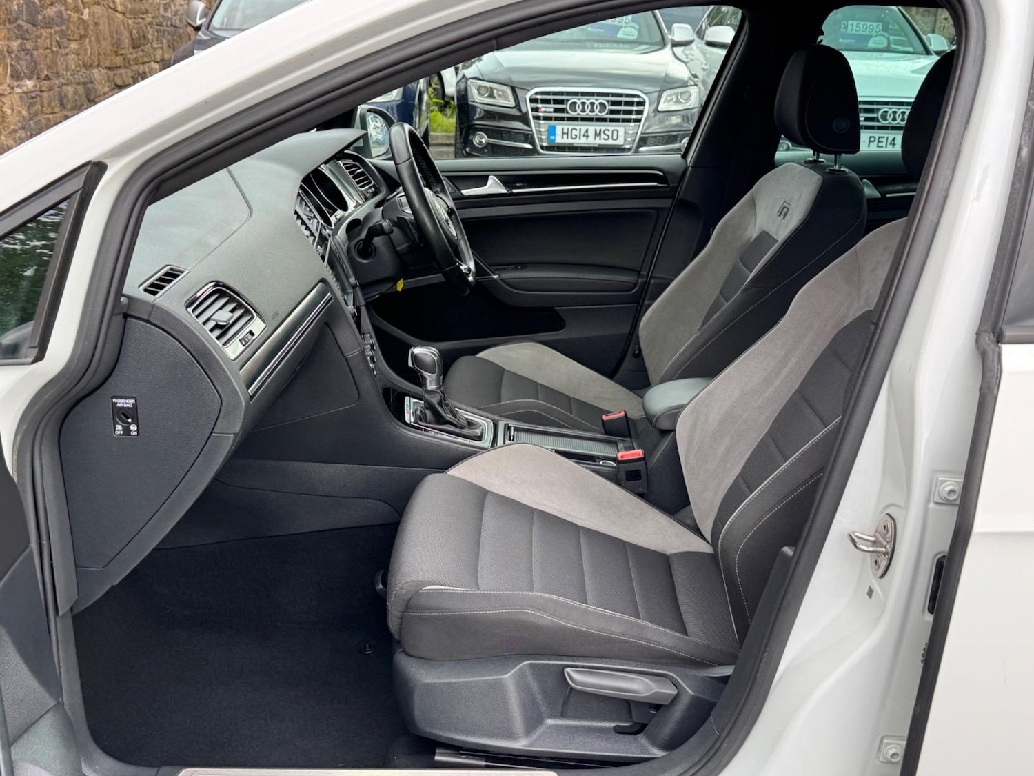 Used Volkswagen Golf 2015 for sale - 77377661: Photo 15