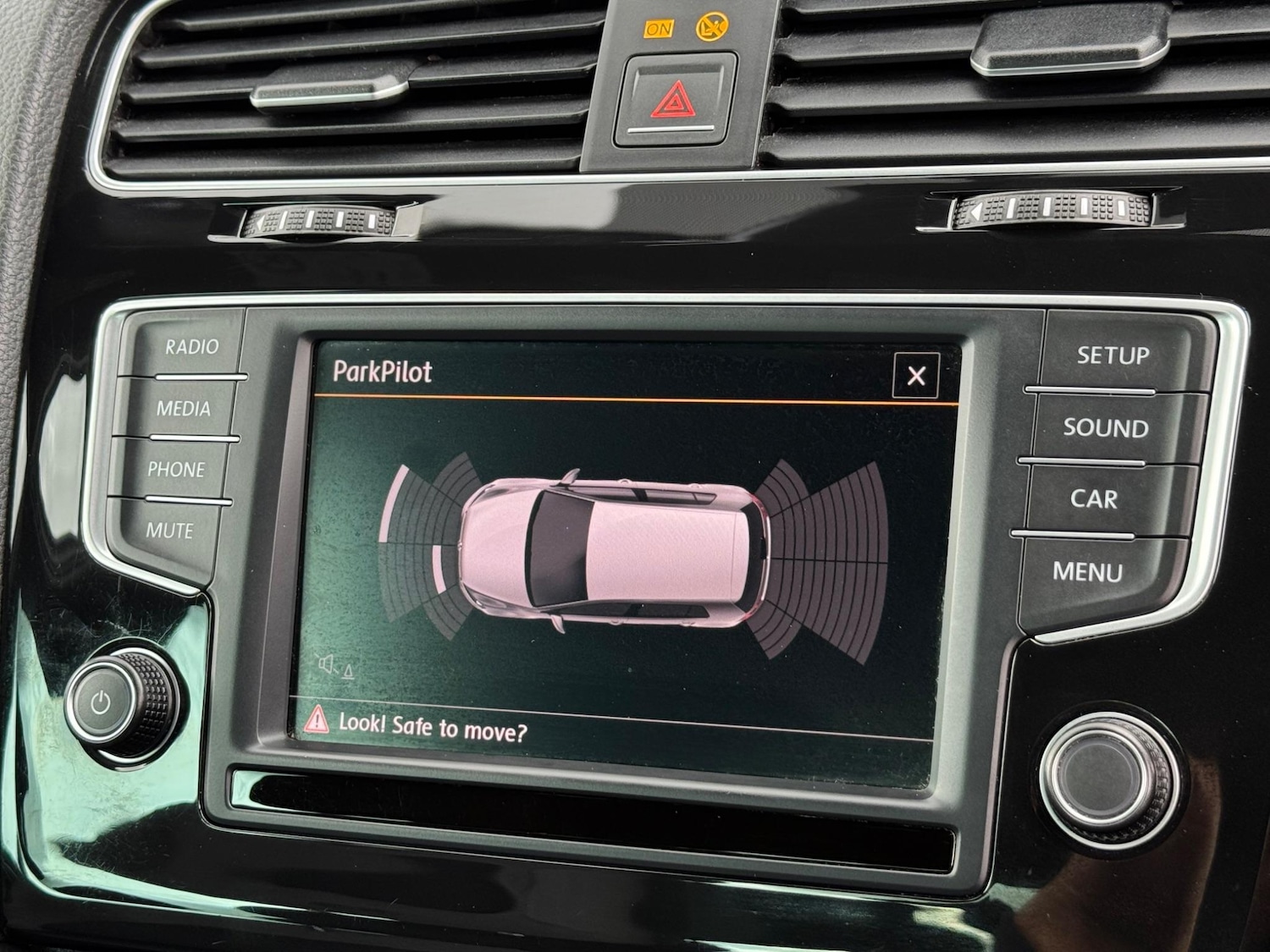 Used Volkswagen Golf 2015 for sale - 77377661: Photo 33