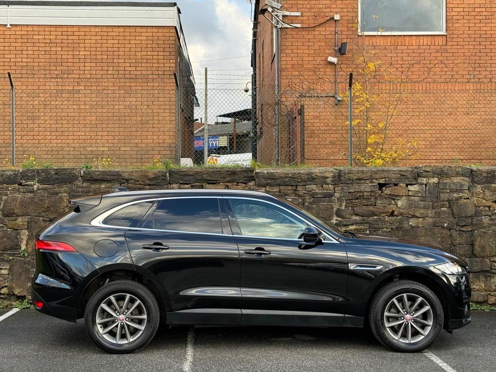 Used Jaguar F-Pace 2017 for sale - 76161079: Photo 8