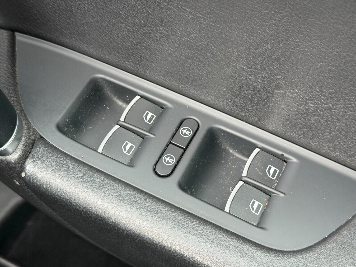 Used Volkswagen Touareg 2016 for sale - 77345671: Photo 55