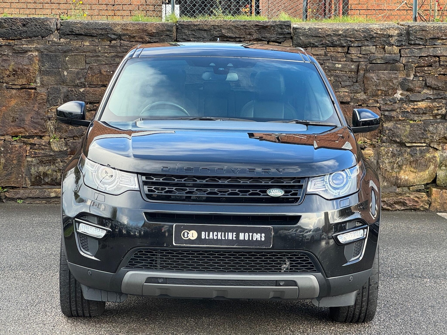 Used Land Rover Discovery Sport 2017 for sale - 76336921: Photo 21