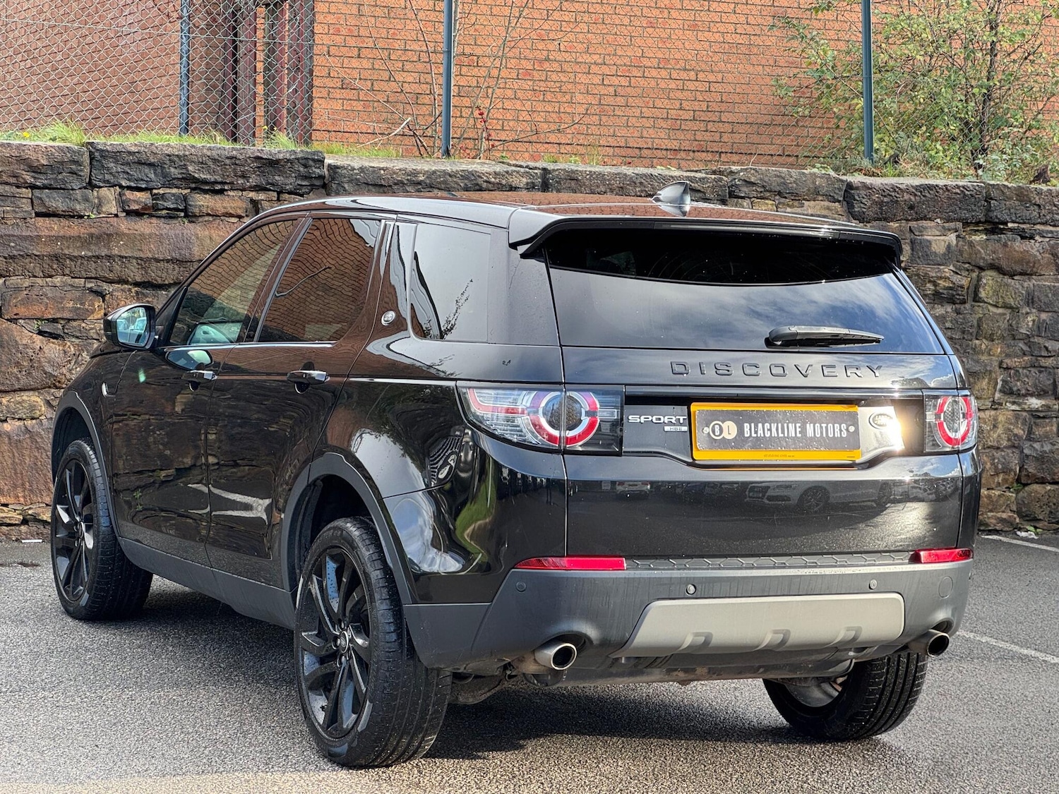 Used Land Rover Discovery Sport 2017 for sale - 76336921: Photo 26