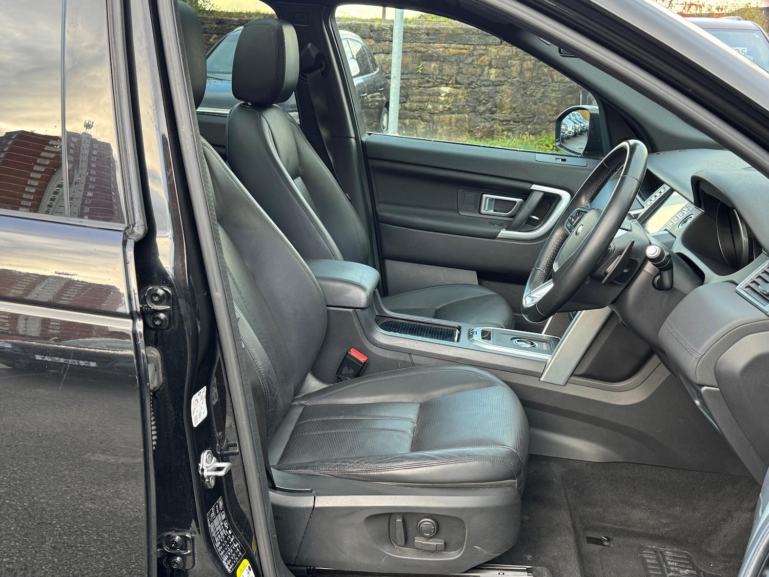 Used Land Rover Discovery Sport 2017 for sale - 76336921: Photo 39