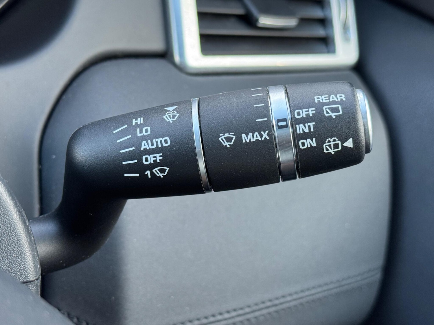 Used Land Rover Discovery Sport 2017 for sale - 76336921: Photo 54