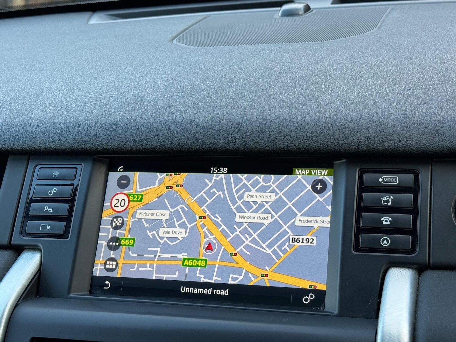 Used Land Rover Discovery Sport 2017 for sale - 76336921: Photo 60