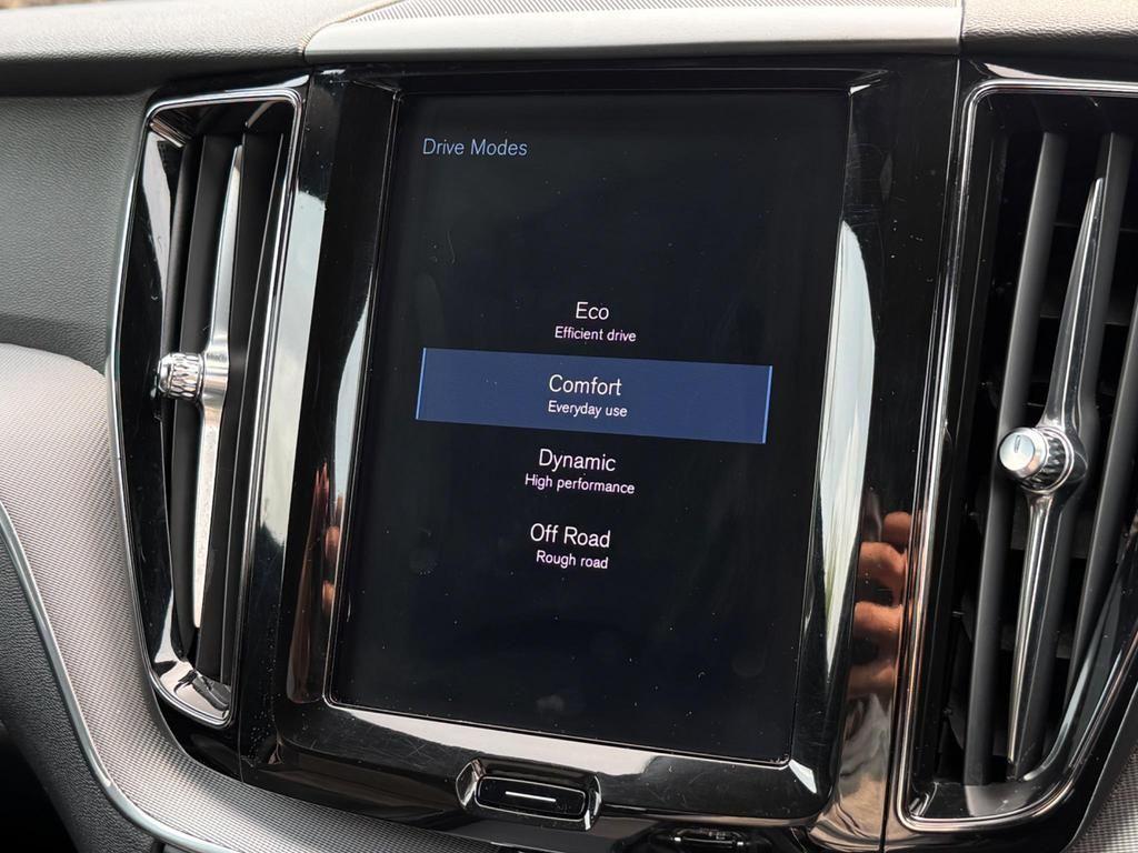 Used Volvo XC60 2018 for sale - 76161049: Photo 32