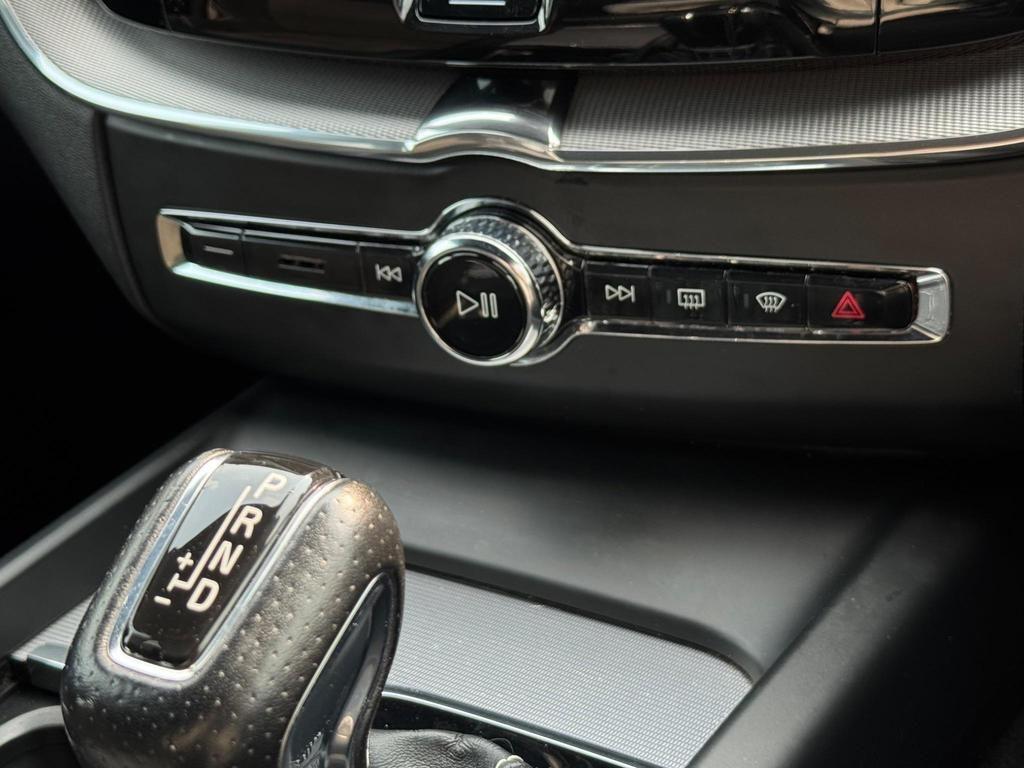 Used Volvo XC60 2018 for sale - 76161049: Photo 37