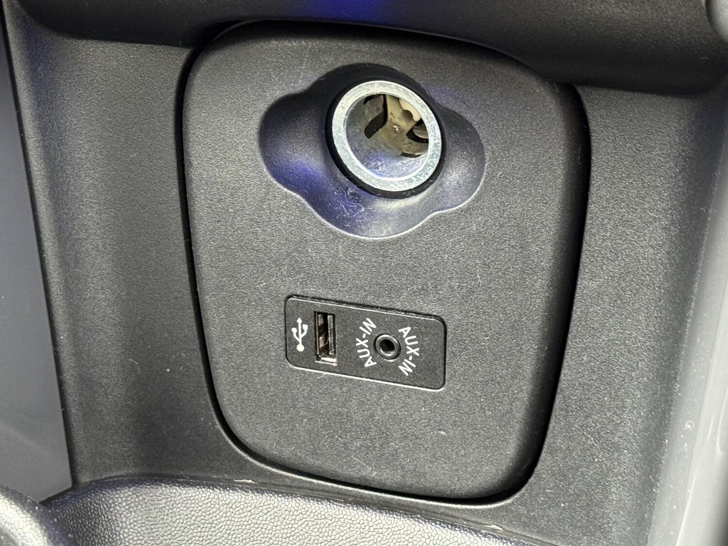 Used MINI Hatch 2015 for sale - 76161048: Photo 37