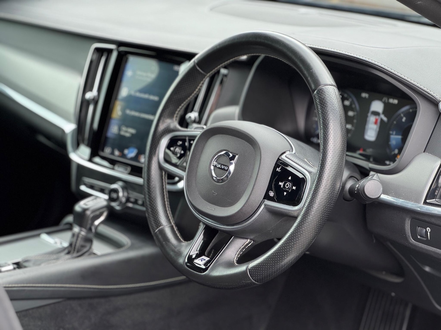 Used Volvo S90 for sale - 76993937: Photo 12