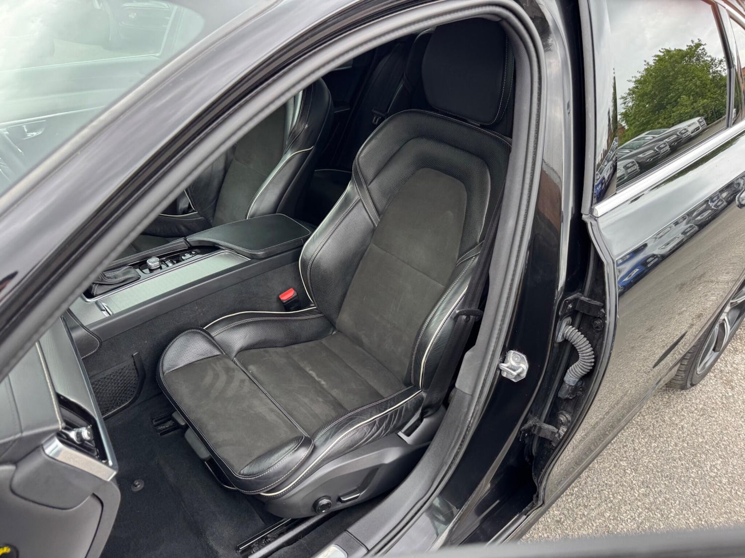 Used Volvo S90 for sale - 76993937: Photo 17