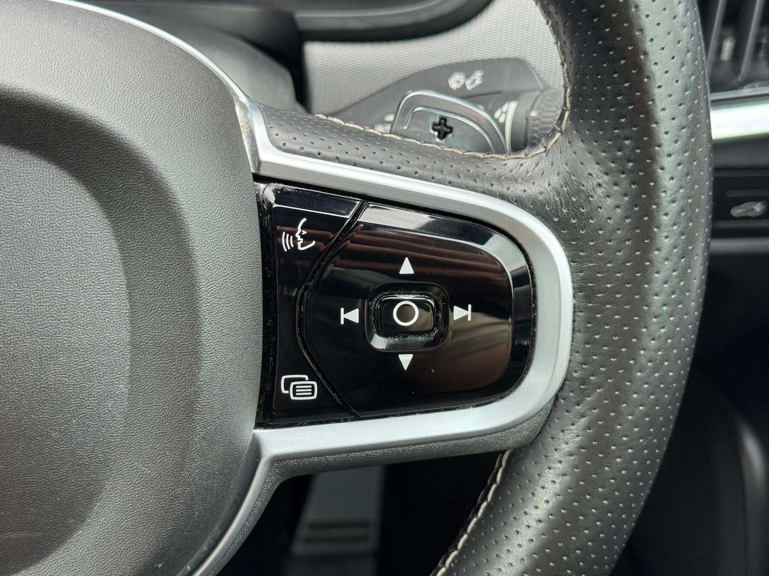 Used Volvo S90 for sale - 76993937: Photo 24