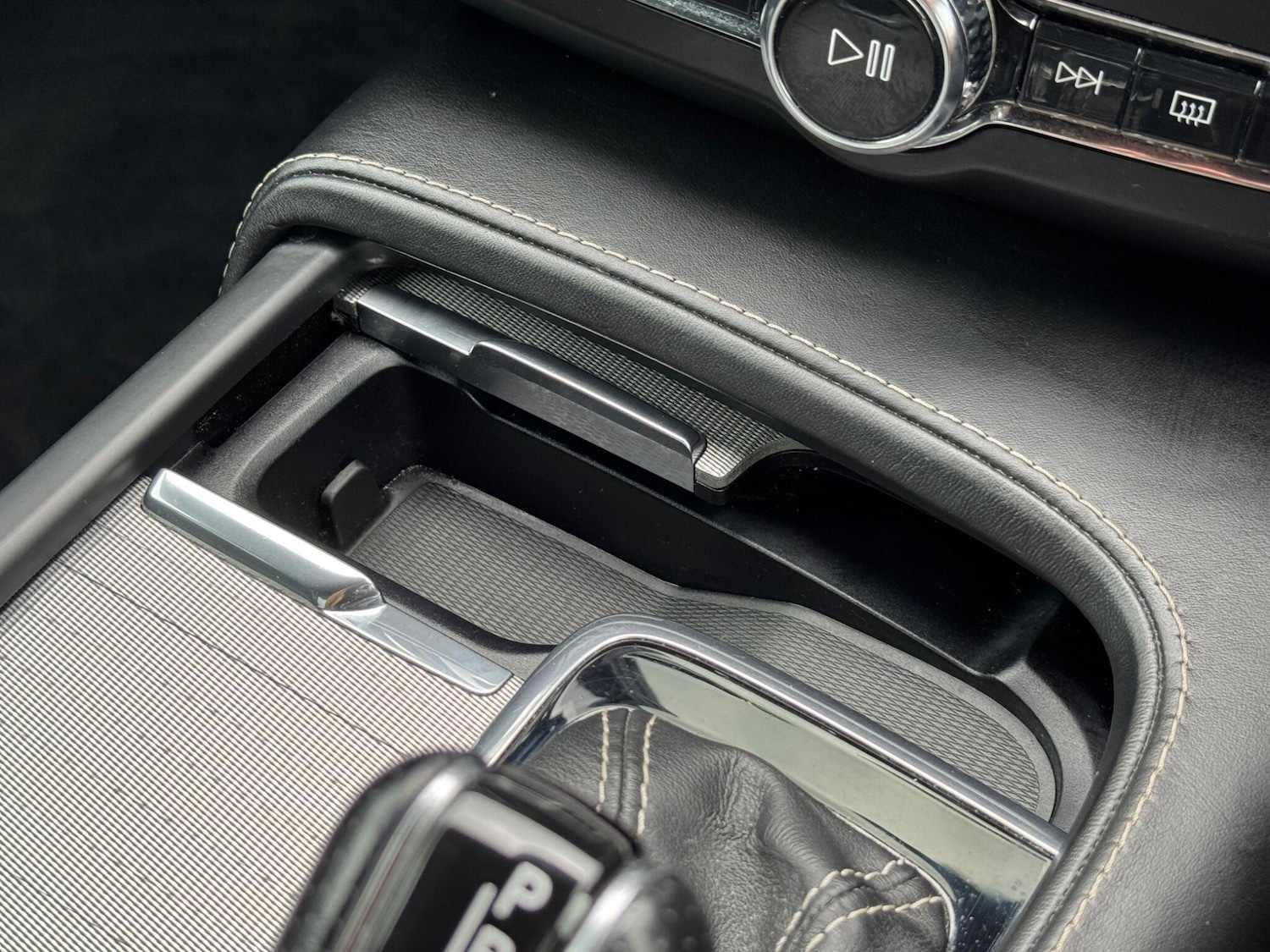 Used Volvo S90 for sale - 76993937: Photo 35