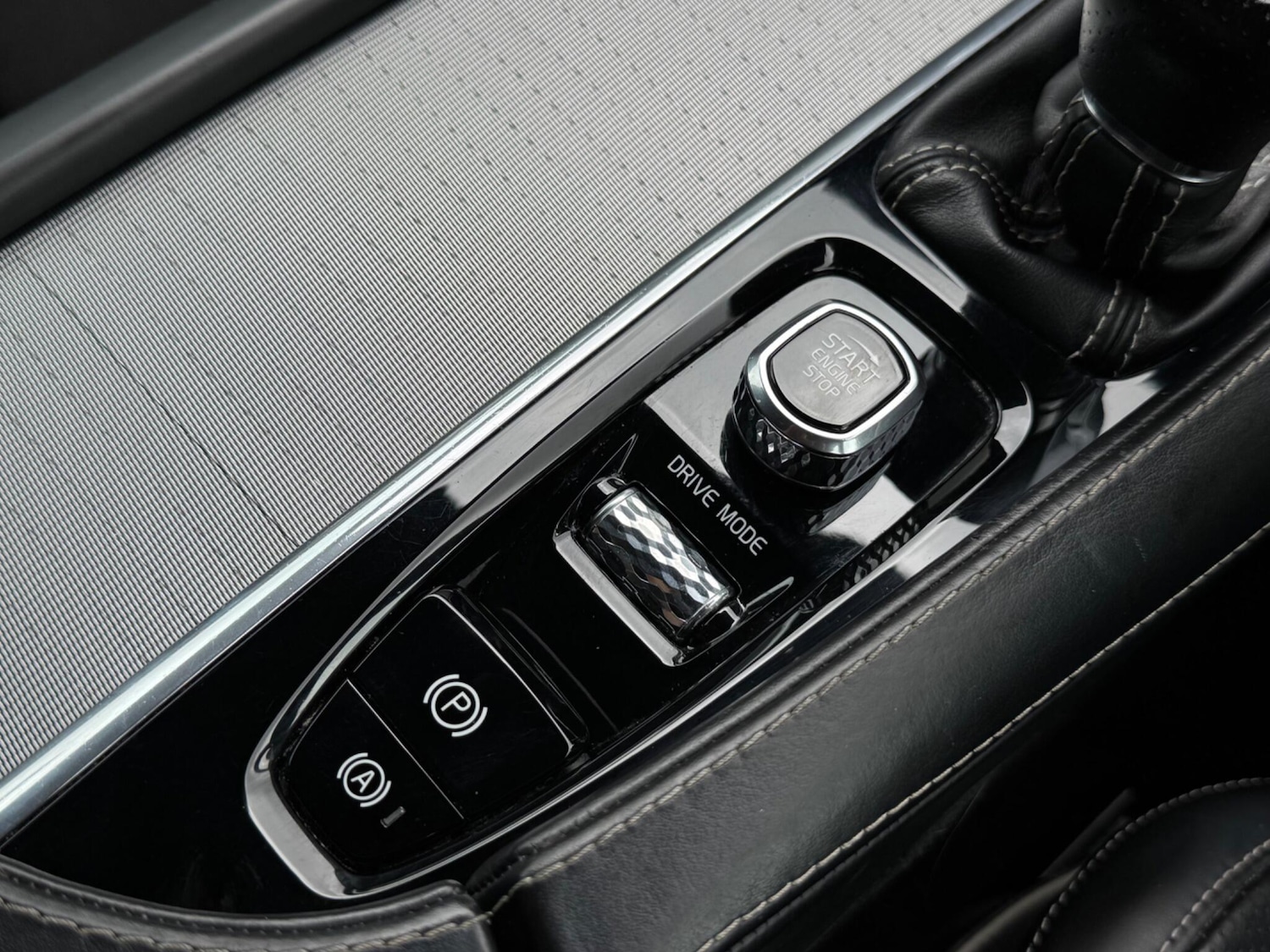 Used Volvo S90 for sale - 76993937: Photo 37