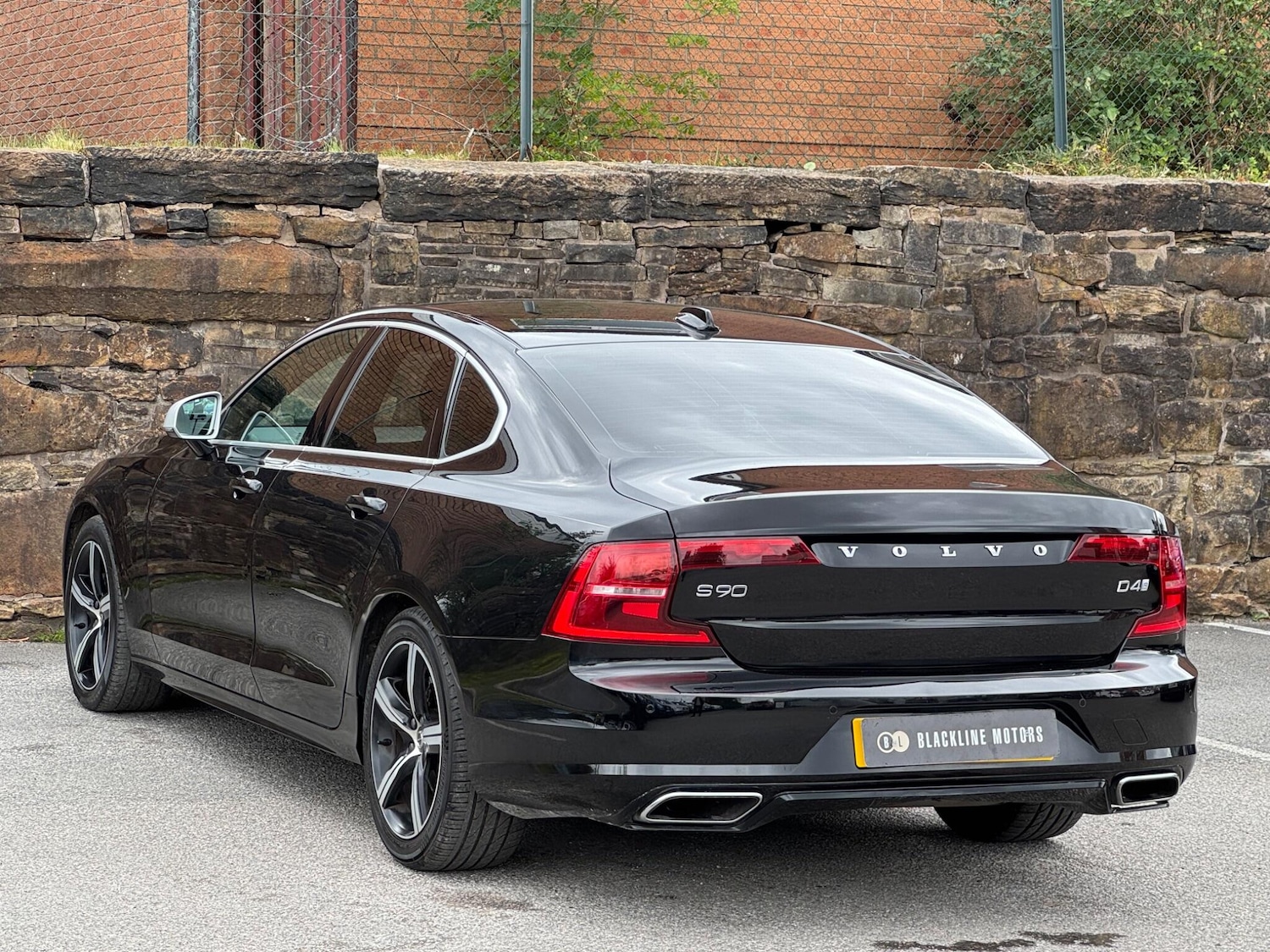 Used Volvo S90 for sale - 76993937: Photo 5