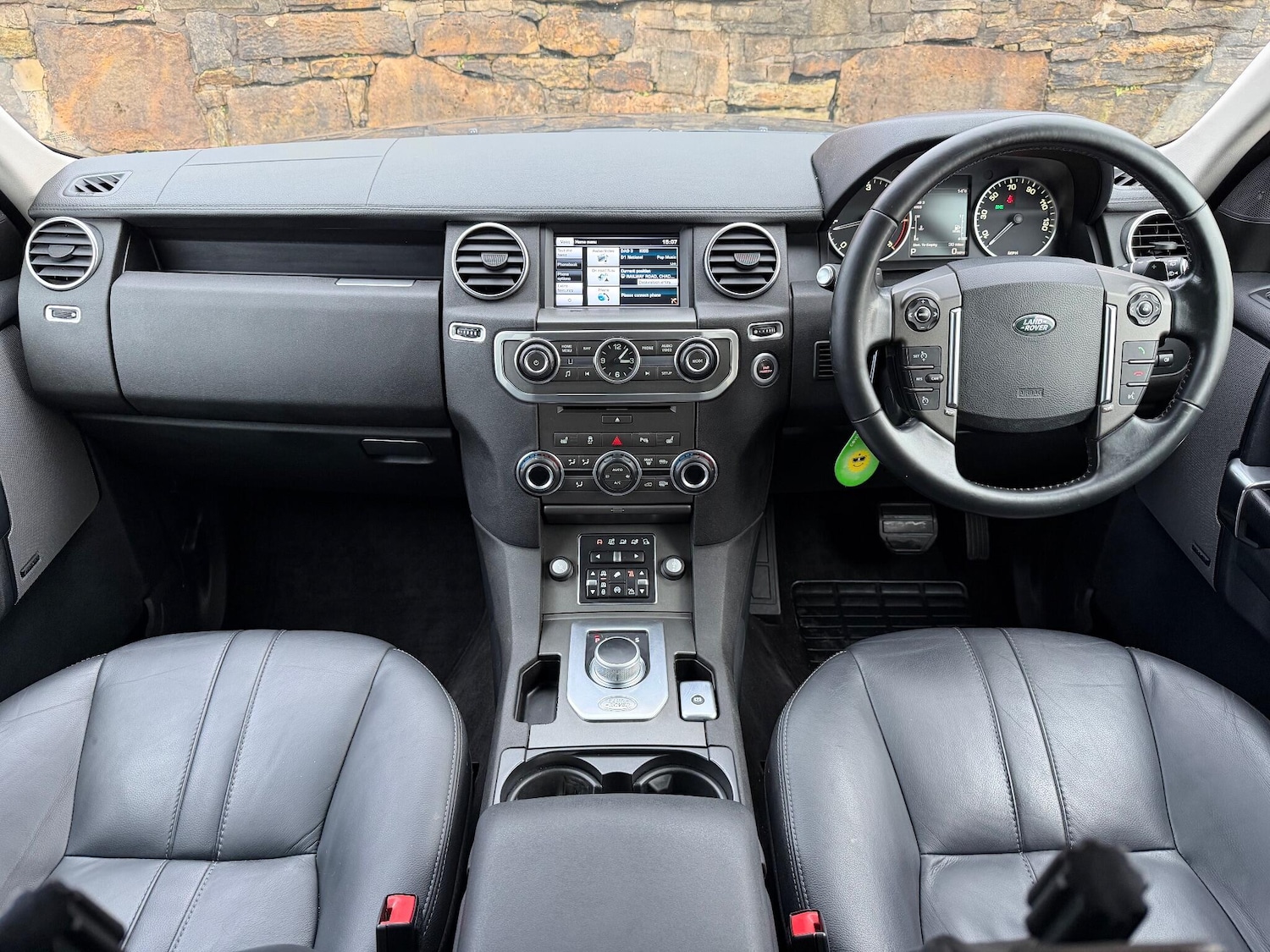 Used Land Rover Discovery 2014 for sale - 76992445: Photo 11