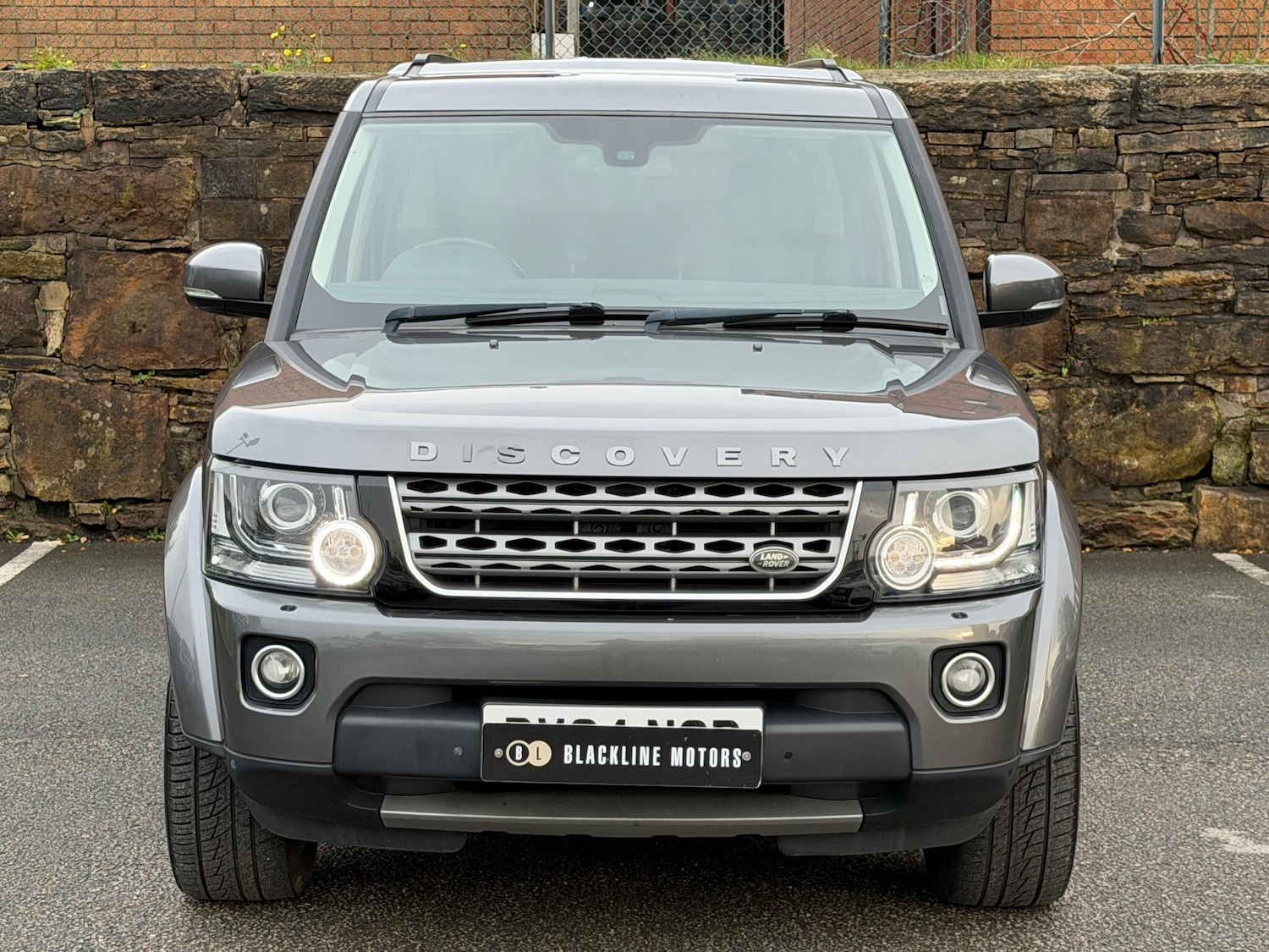 Used Land Rover Discovery 2014 for sale - 76992445: Photo 2