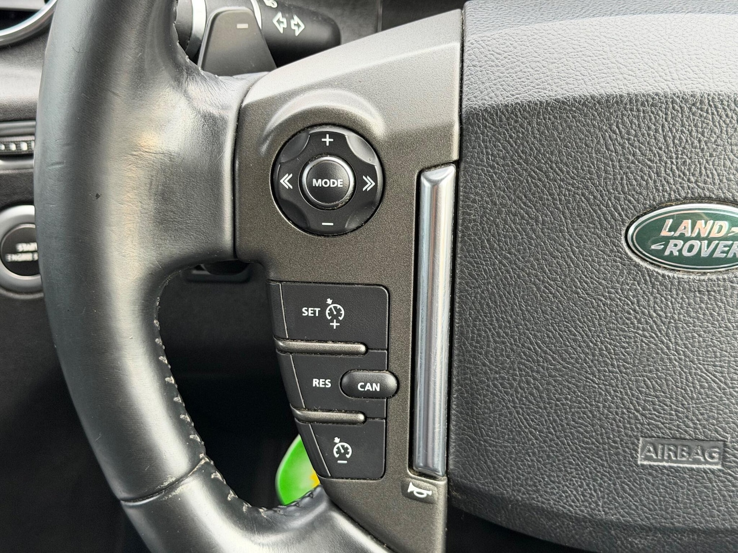 Used Land Rover Discovery 2014 for sale - 76992445: Photo 28