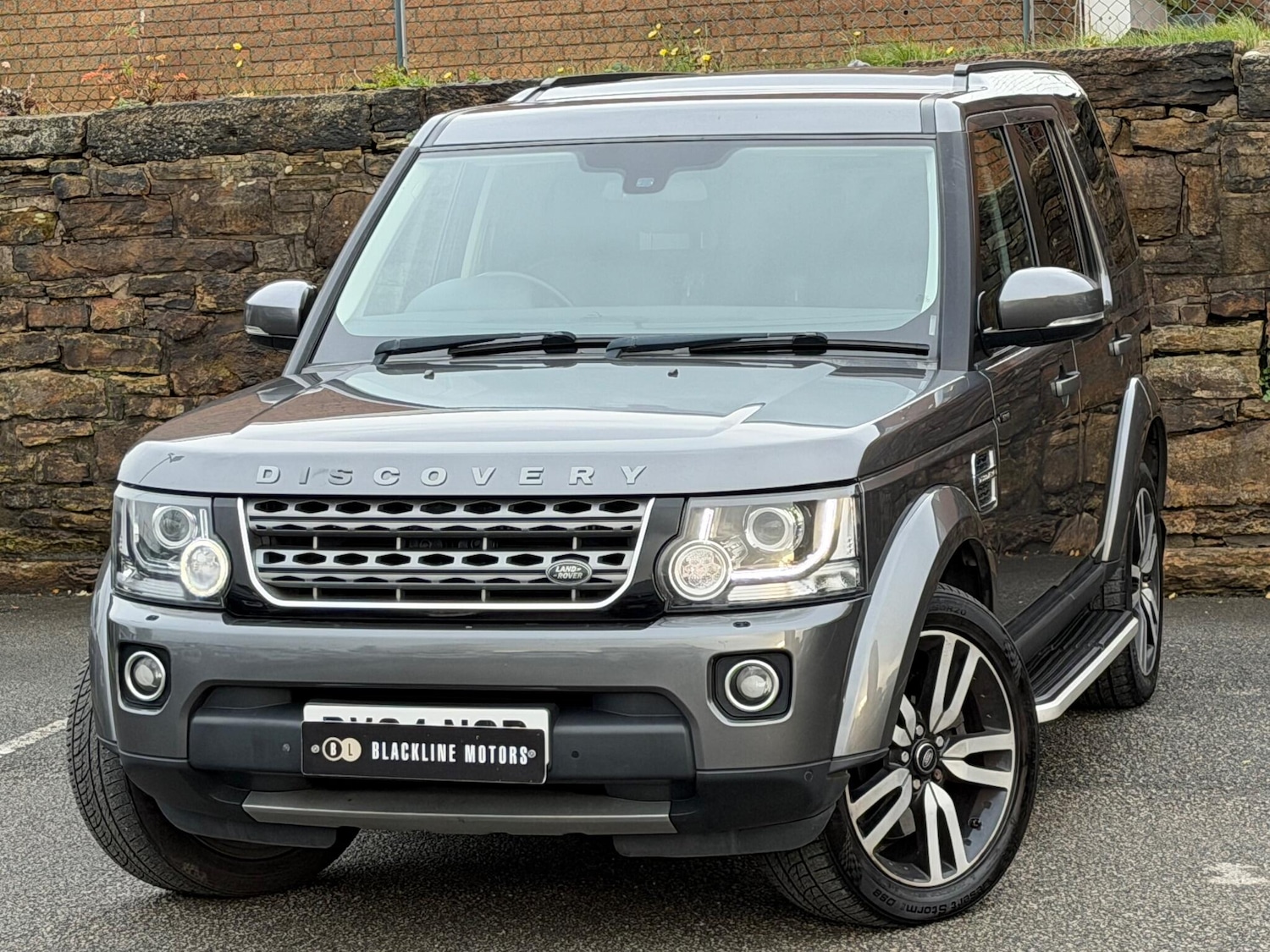 Used Land Rover Discovery 2014 for sale - 76992445: Photo 3