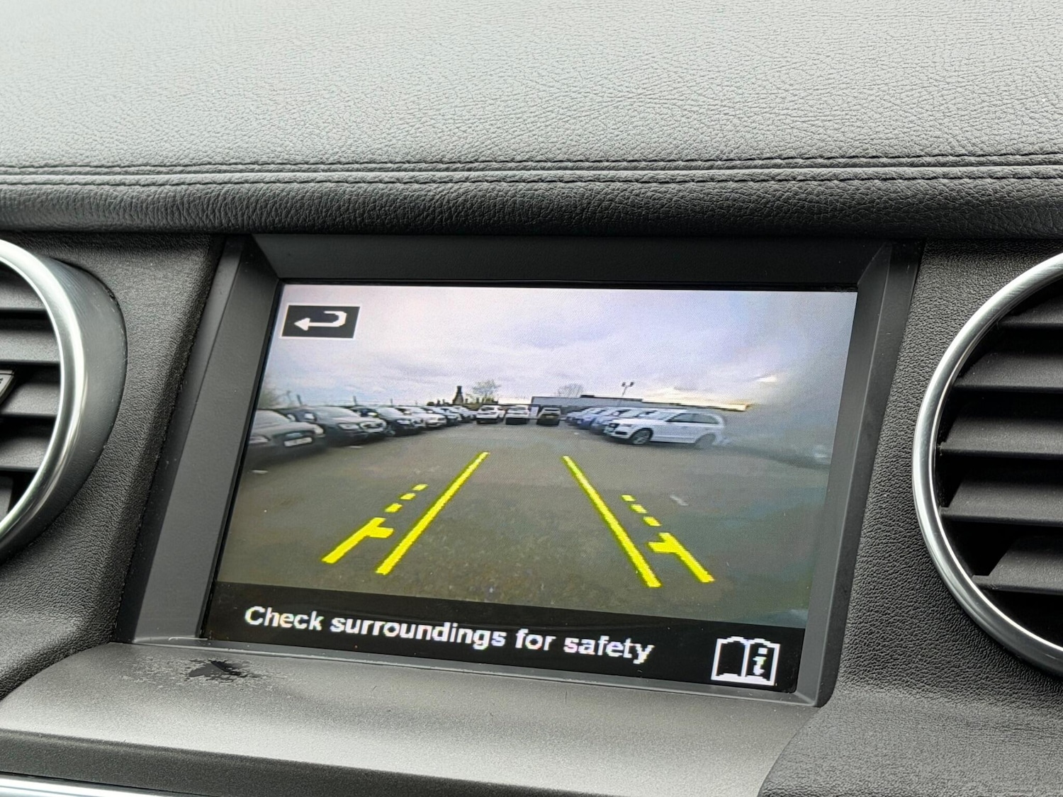 Used Land Rover Discovery 2014 for sale - 76992445: Photo 33