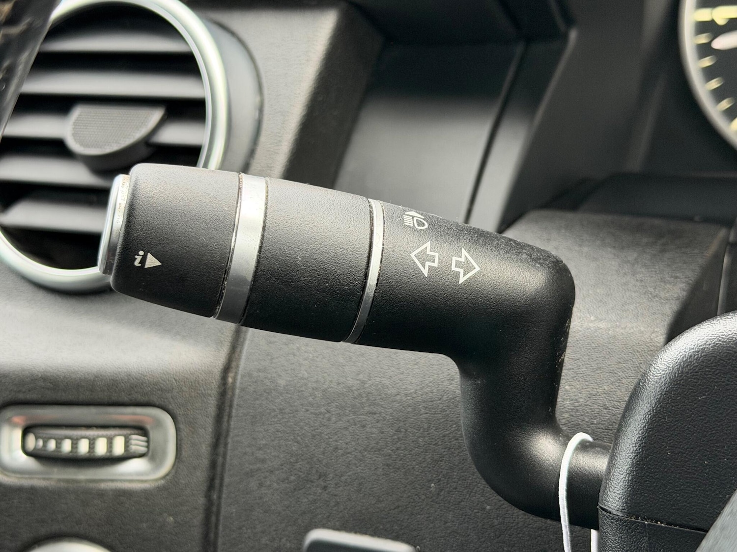 Used Land Rover Discovery 2014 for sale - 76992445: Photo 51