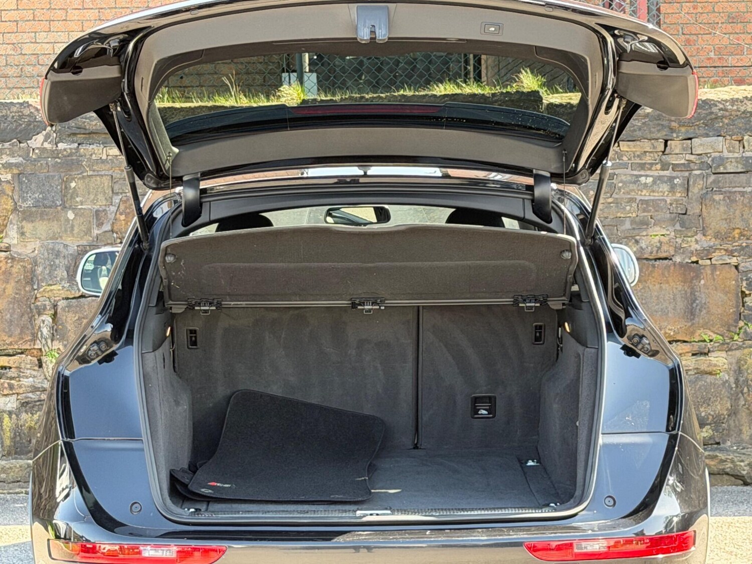 Used Audi Q5 2015 for sale - 78170189: Photo 21