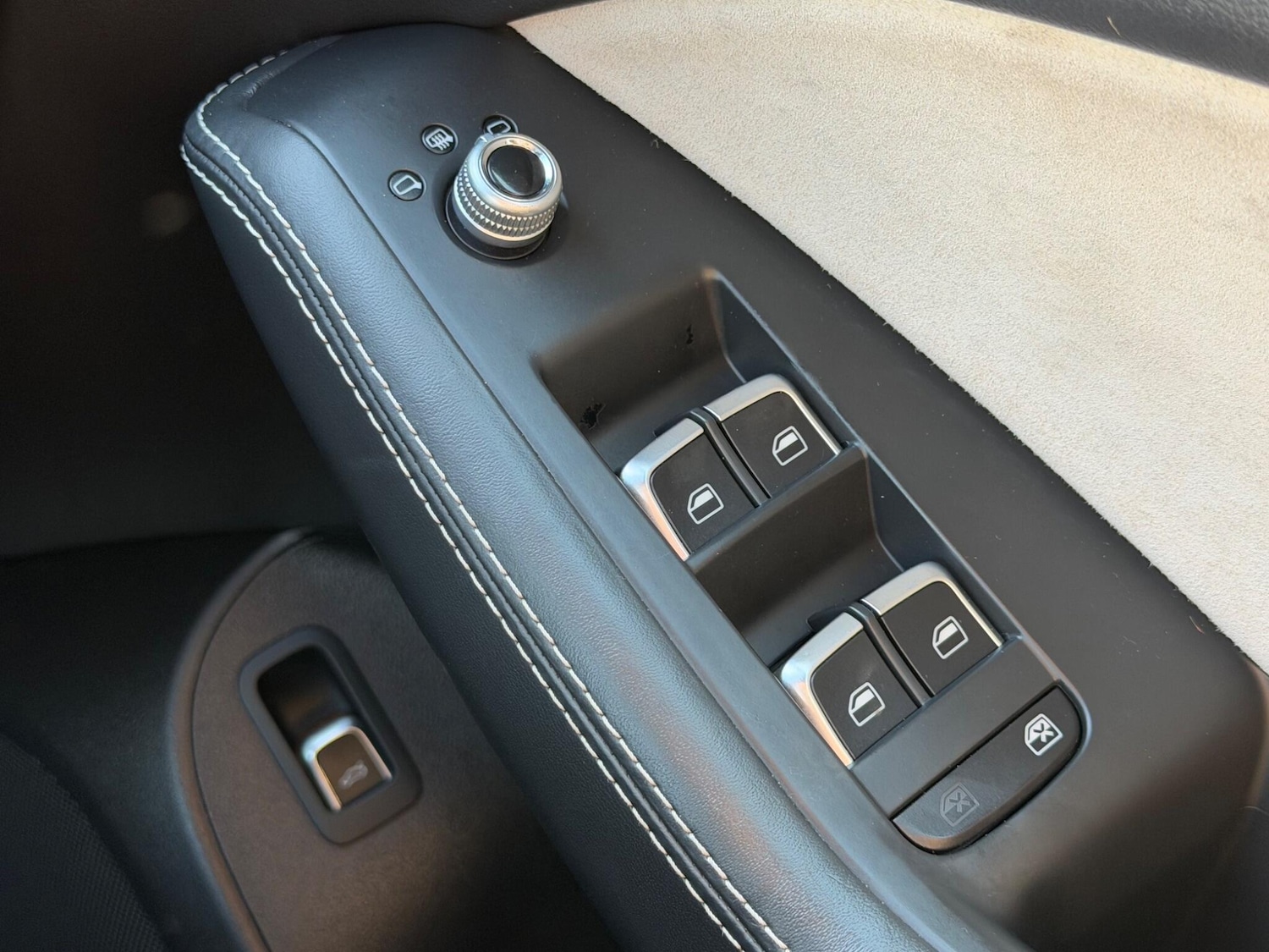 Used Audi Q5 2015 for sale - 78170189: Photo 44