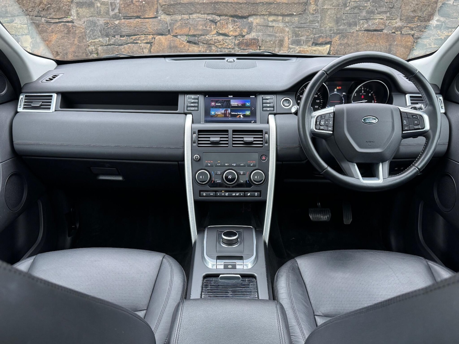 Used Land Rover Discovery Sport for sale - 76658393: Photo 12